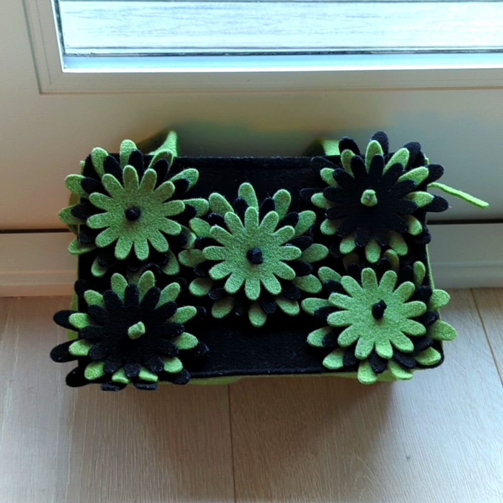 Felt purse with flower detail